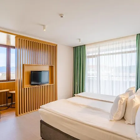 Sevtopolis Medical & Hotell 5*