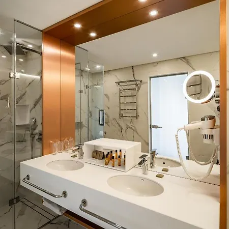 Sevtopolis Medical & 5*