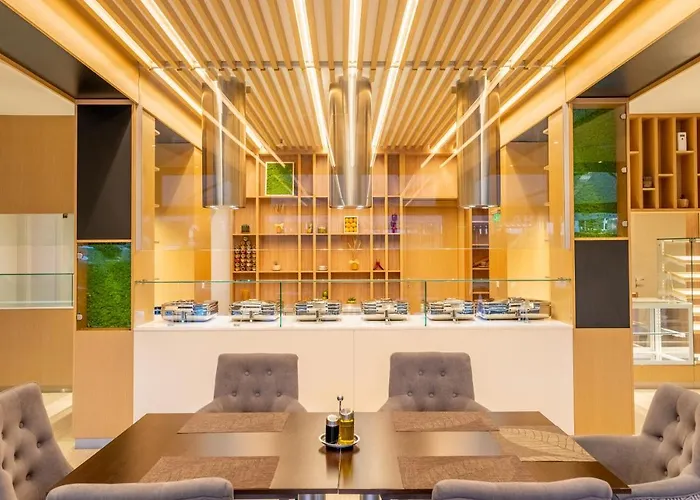 Sevtopolis Medical & 酒店