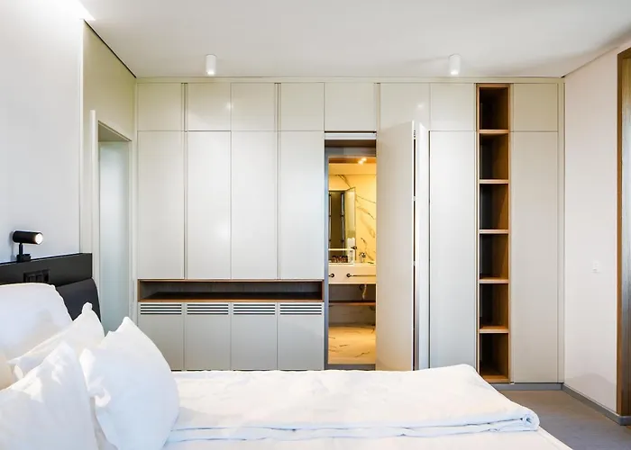 Sevtopolis Medical & 帕维尔巴尼亚